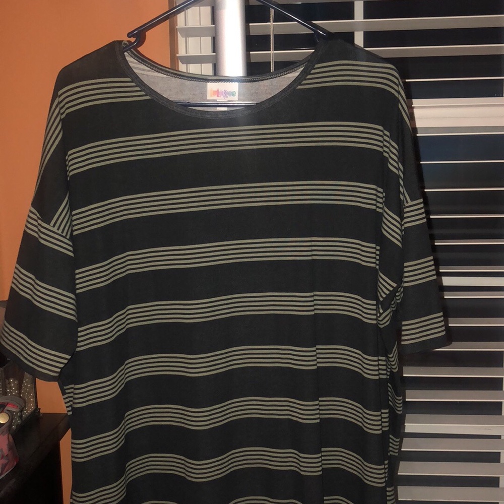 LulaRoe Irma and Classic Tees - Picture 2 of 8